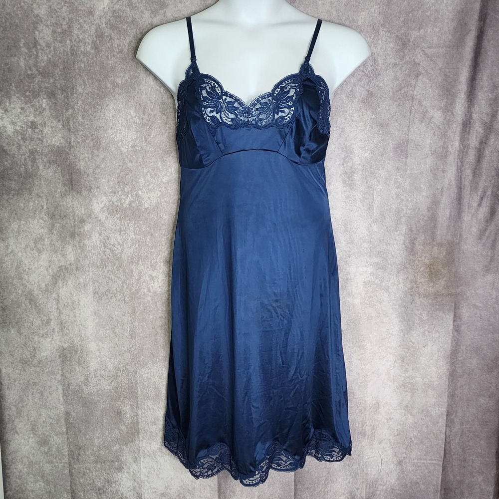 Wonder Maid Vintage Full Slip Size 36 Navy Blue Lace Trim ILGWU Retro Lingerie